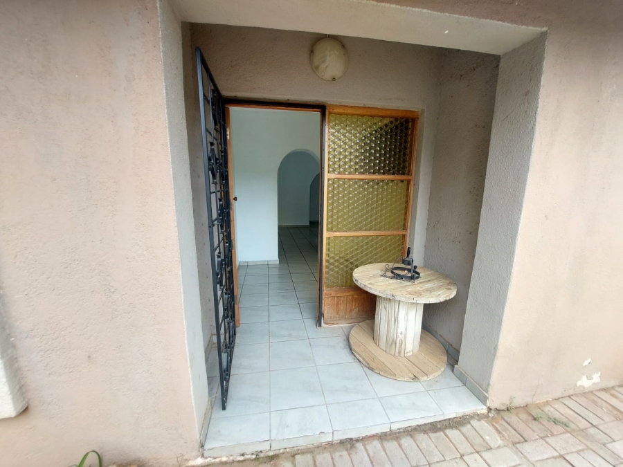 Commercial Property for Sale in Wilkoppies North West